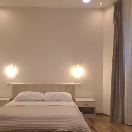 Medulic Palace Rooms & Apartments شيبينيك المظهر الخارجي الصورة