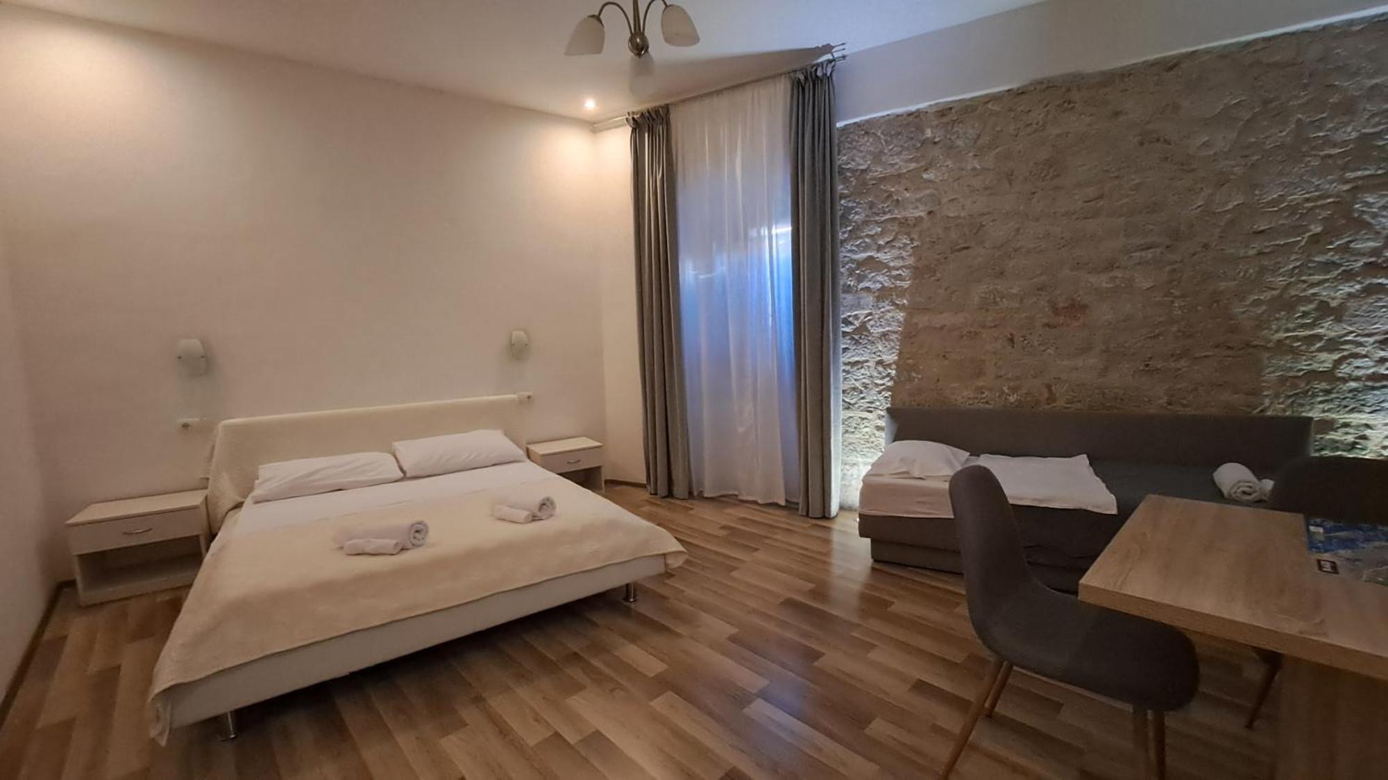 Medulic Palace Rooms & Apartments شيبينيك المظهر الخارجي الصورة