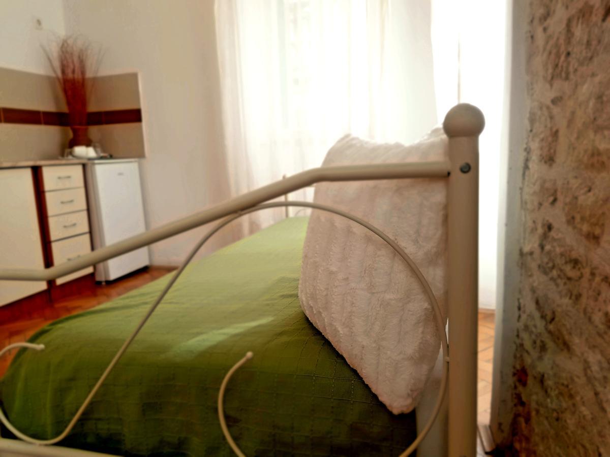 Medulic Palace Rooms & Apartments شيبينيك المظهر الخارجي الصورة