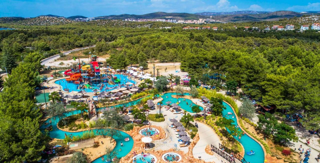 Medulic Palace Rooms & Apartments شيبينيك المظهر الخارجي الصورة